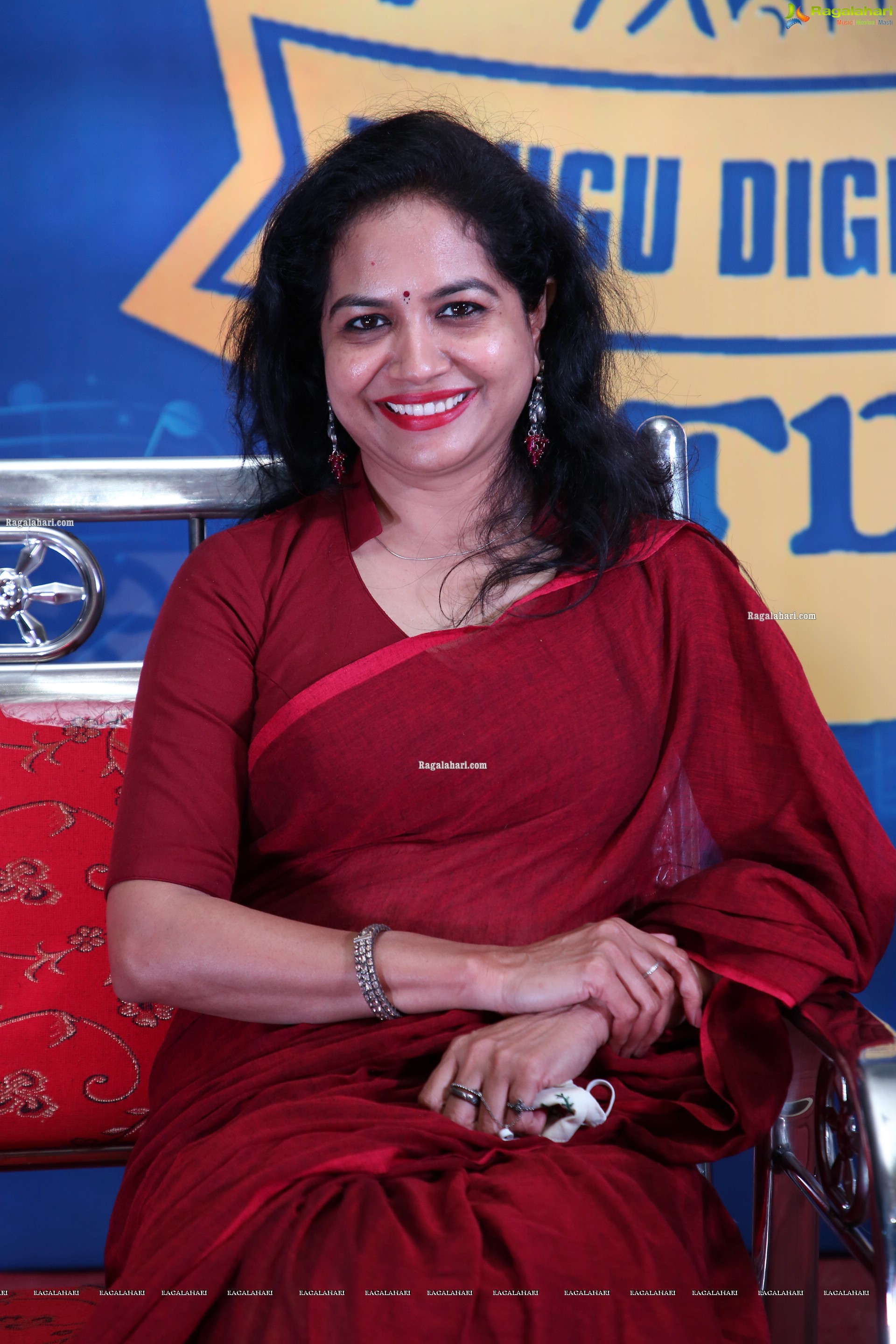Sunitha at Telugu Digital Idol Season-1 Grand Finale, HD Gallery