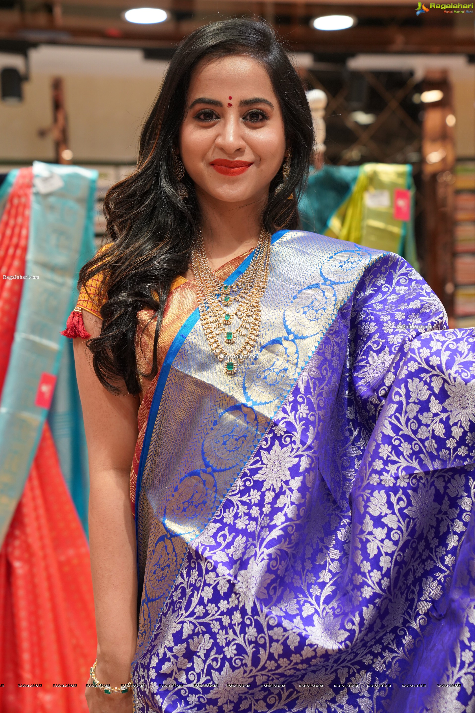 Swathi Deekshith Showcases a Collection at Brand Mandir, HD Gallery