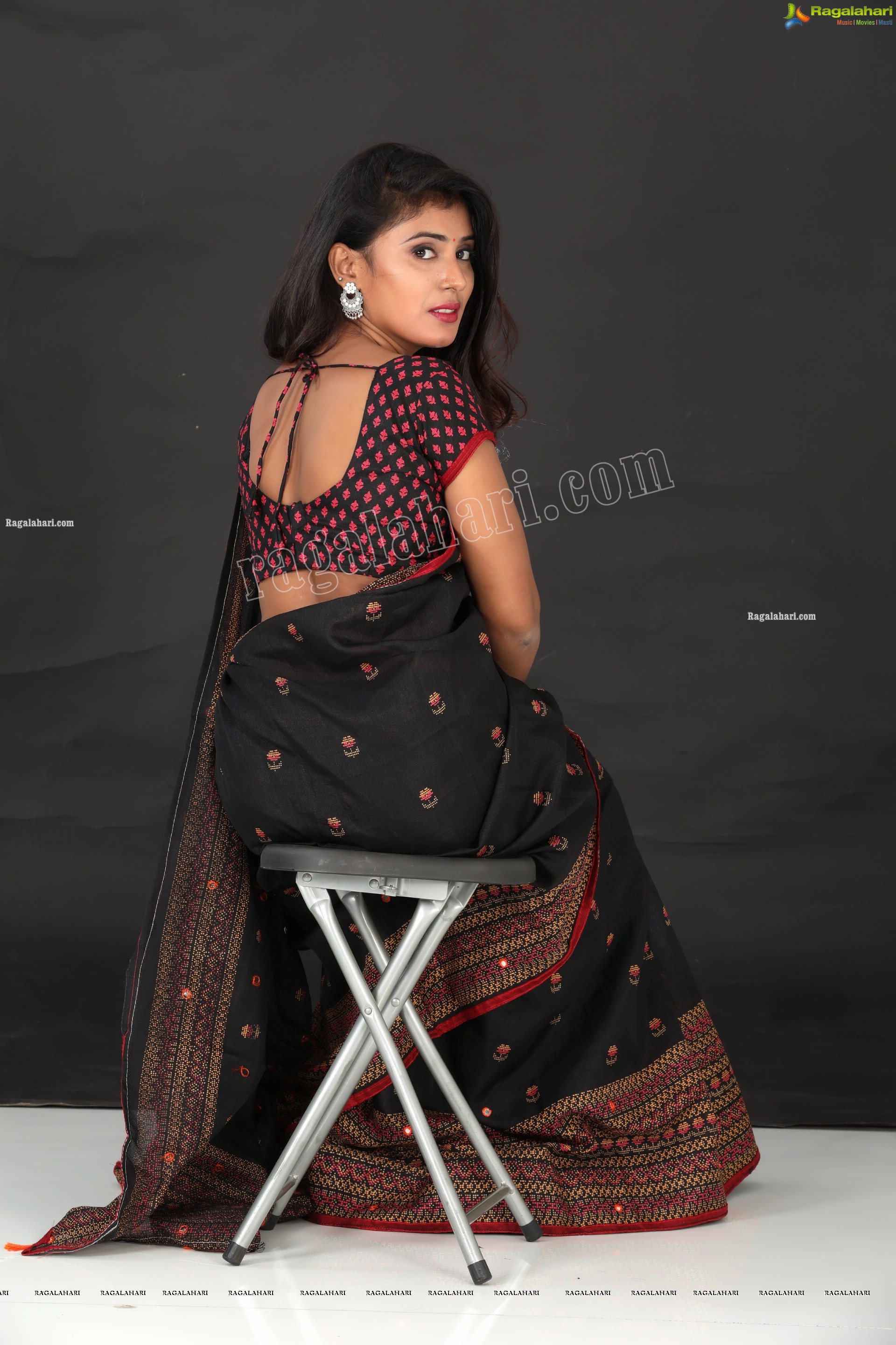 Aishwarya T in Black Saree Exclusive Photo Shoot