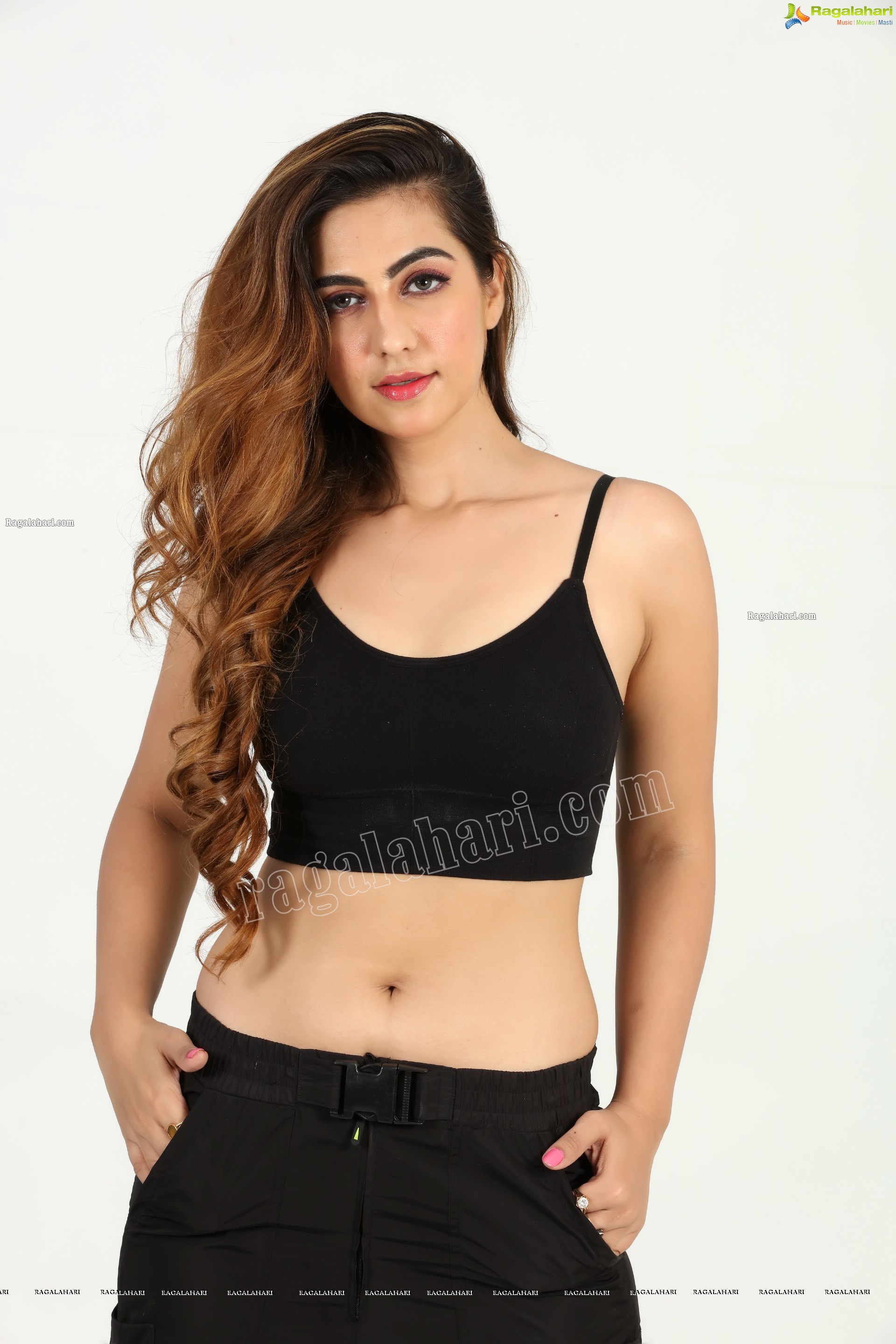 Harshita Panwar in Black Spaghetti Strap Crop Top and Jeans, Exclusive Photo Shoot