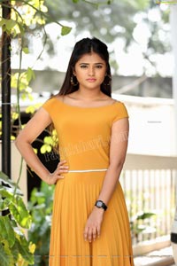 Rishika Nisha in Yellow Solid A-Line Dress