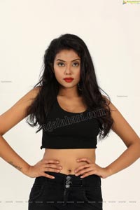 Swati Mandal in Black Crop Top and Ripped Jeans