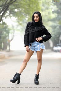 Tueeshaa in Black Turtle Neck T-Shirt and Denim Shorts