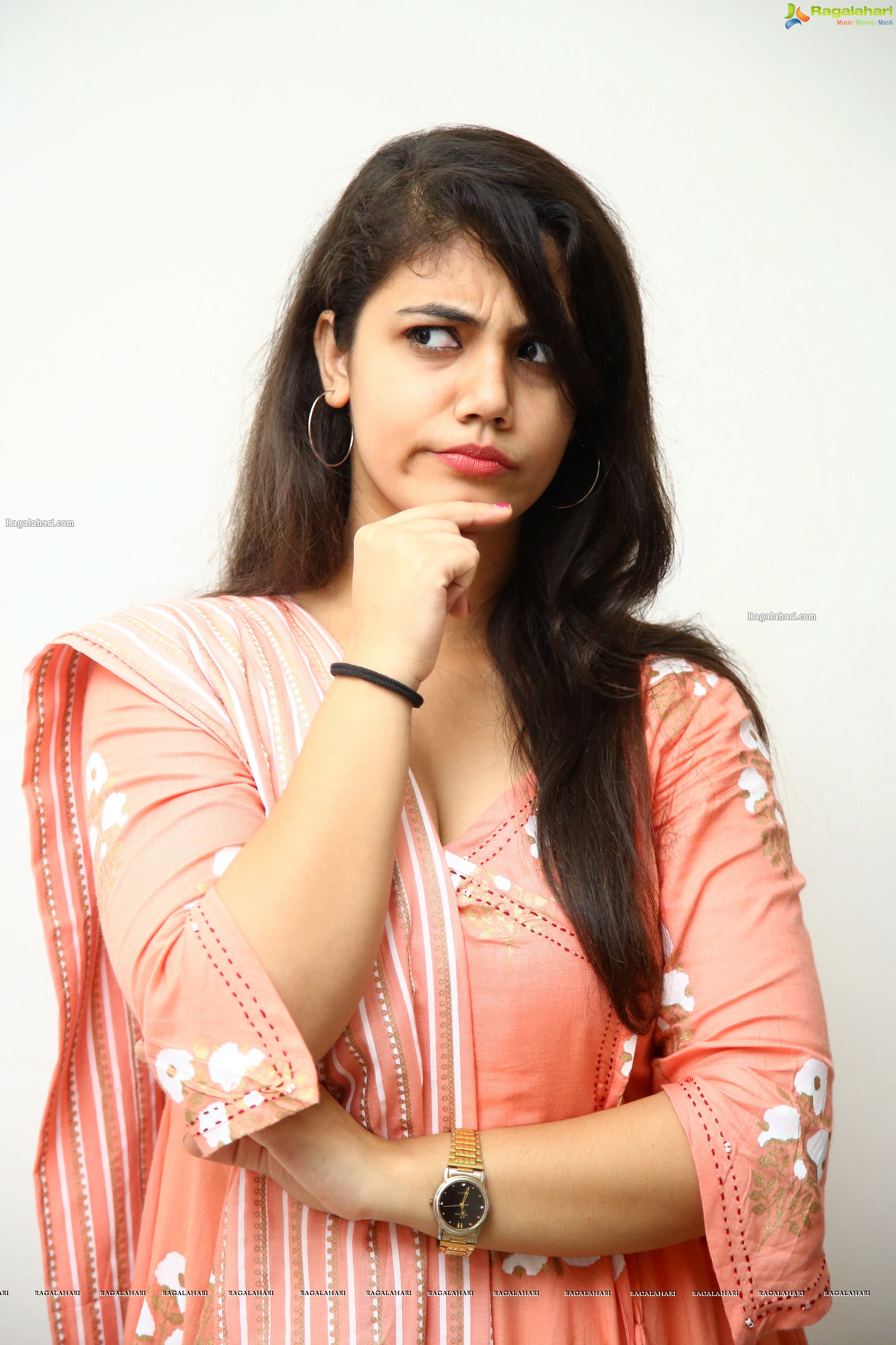 Aqsa Khan at Chalo Premiddam Movie Success Meet, HD Photo Gallery