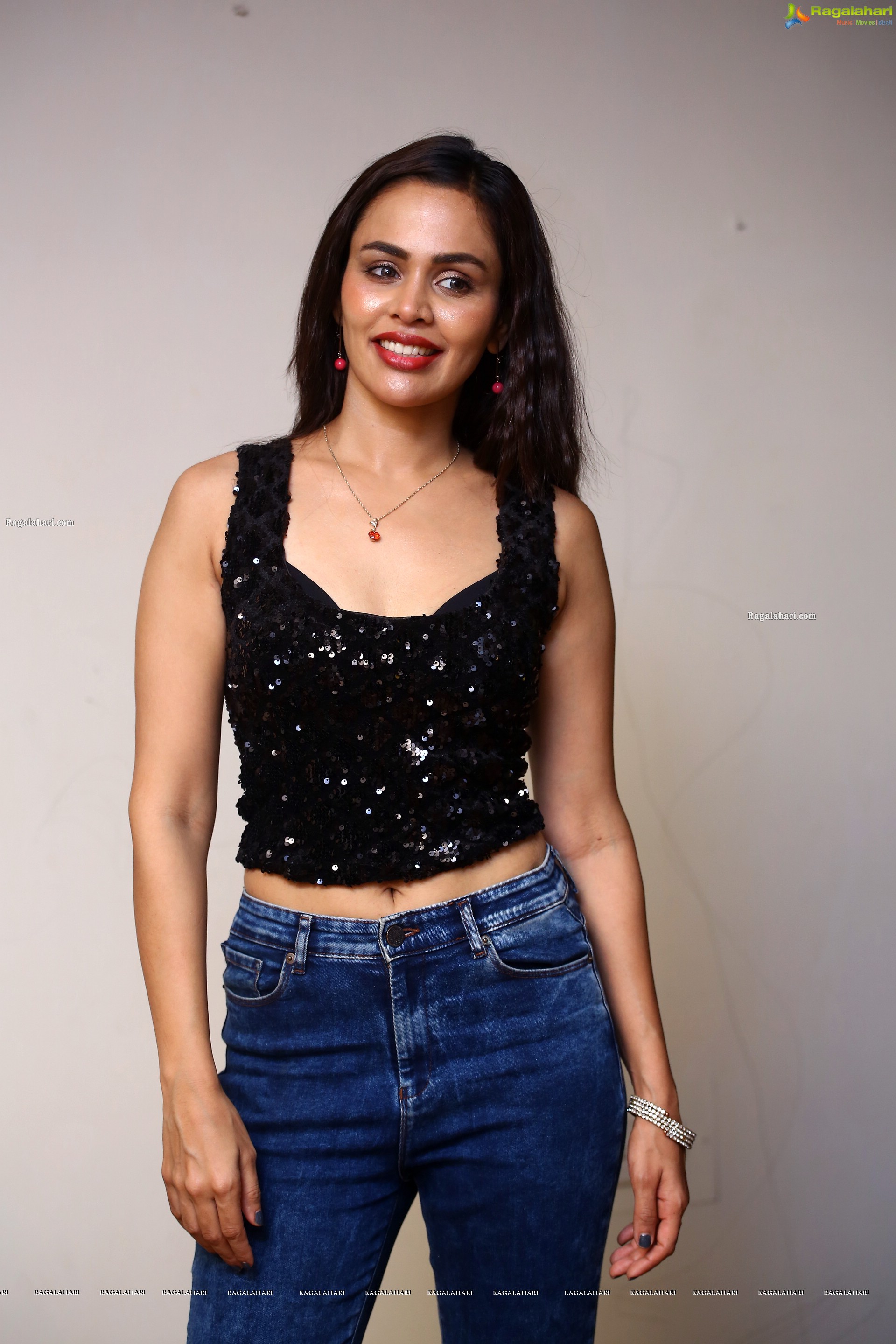 Ashmita Bakshi at Ravana Lanka Movie Interview, HD Photo Gallery