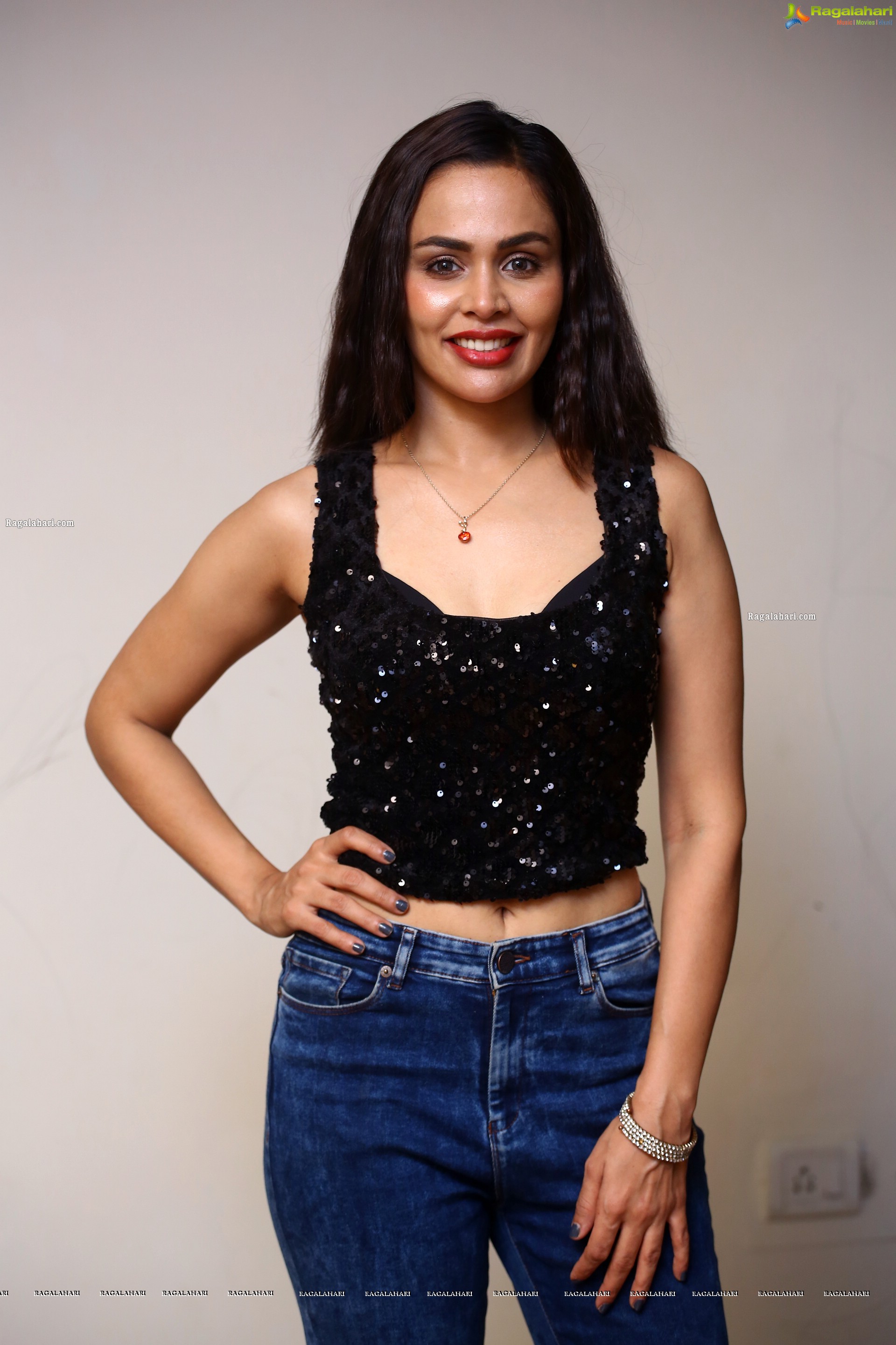 Ashmita Bakshi at Ravana Lanka Movie Interview, HD Photo Gallery
