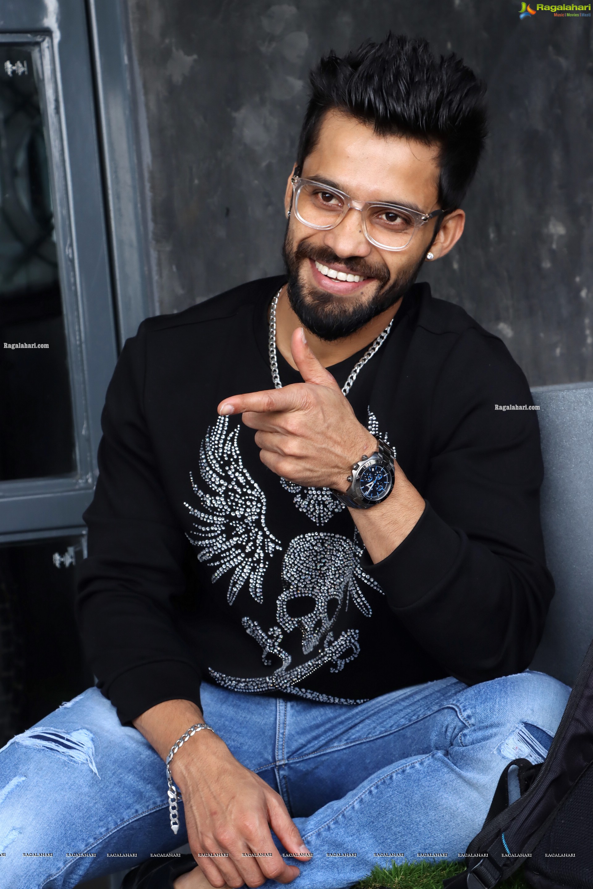 Bigg Boss 5 Telugu Contestant Vishwa HD Photo Gallery