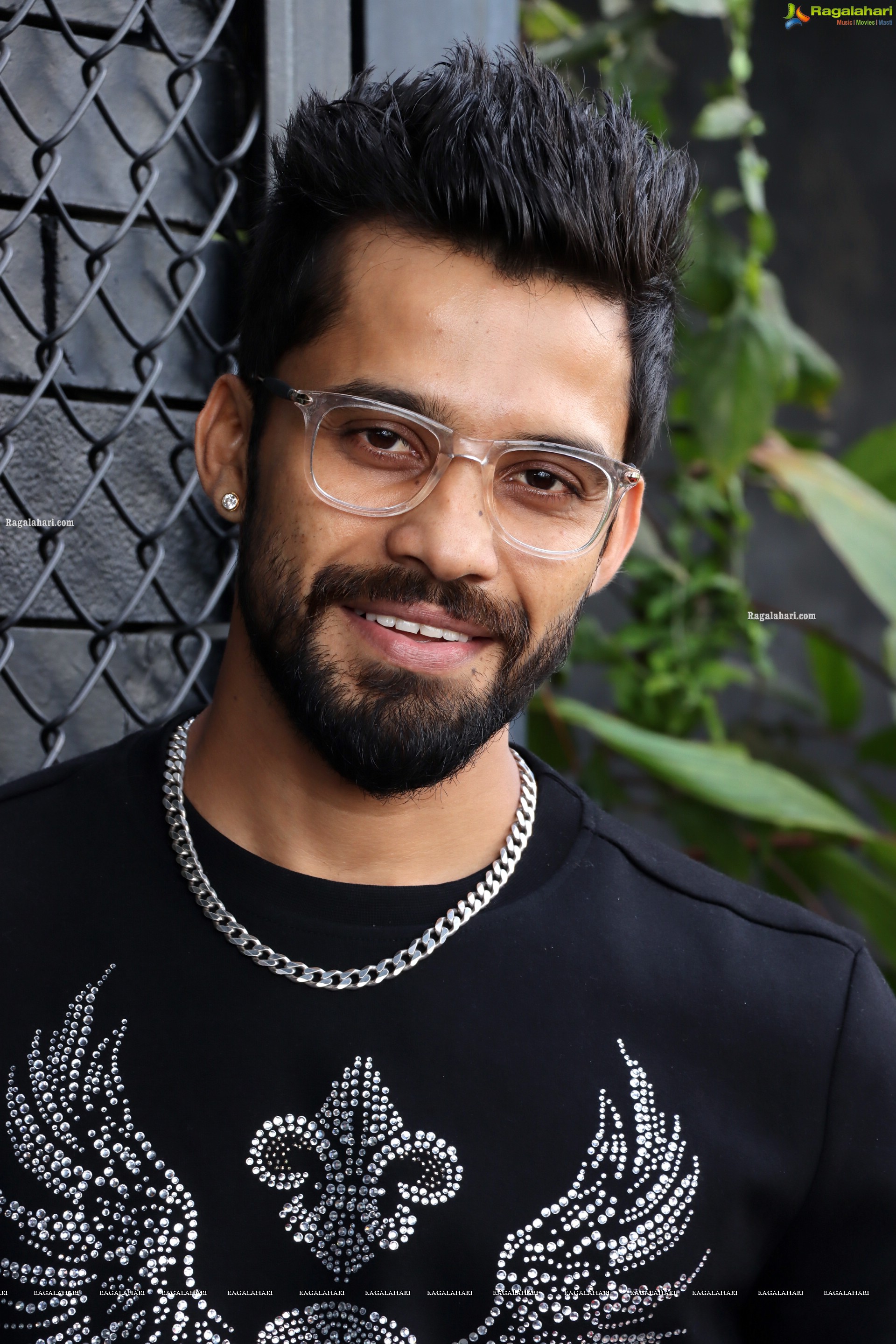 Bigg Boss 5 Telugu Contestant Vishwa HD Photo Gallery