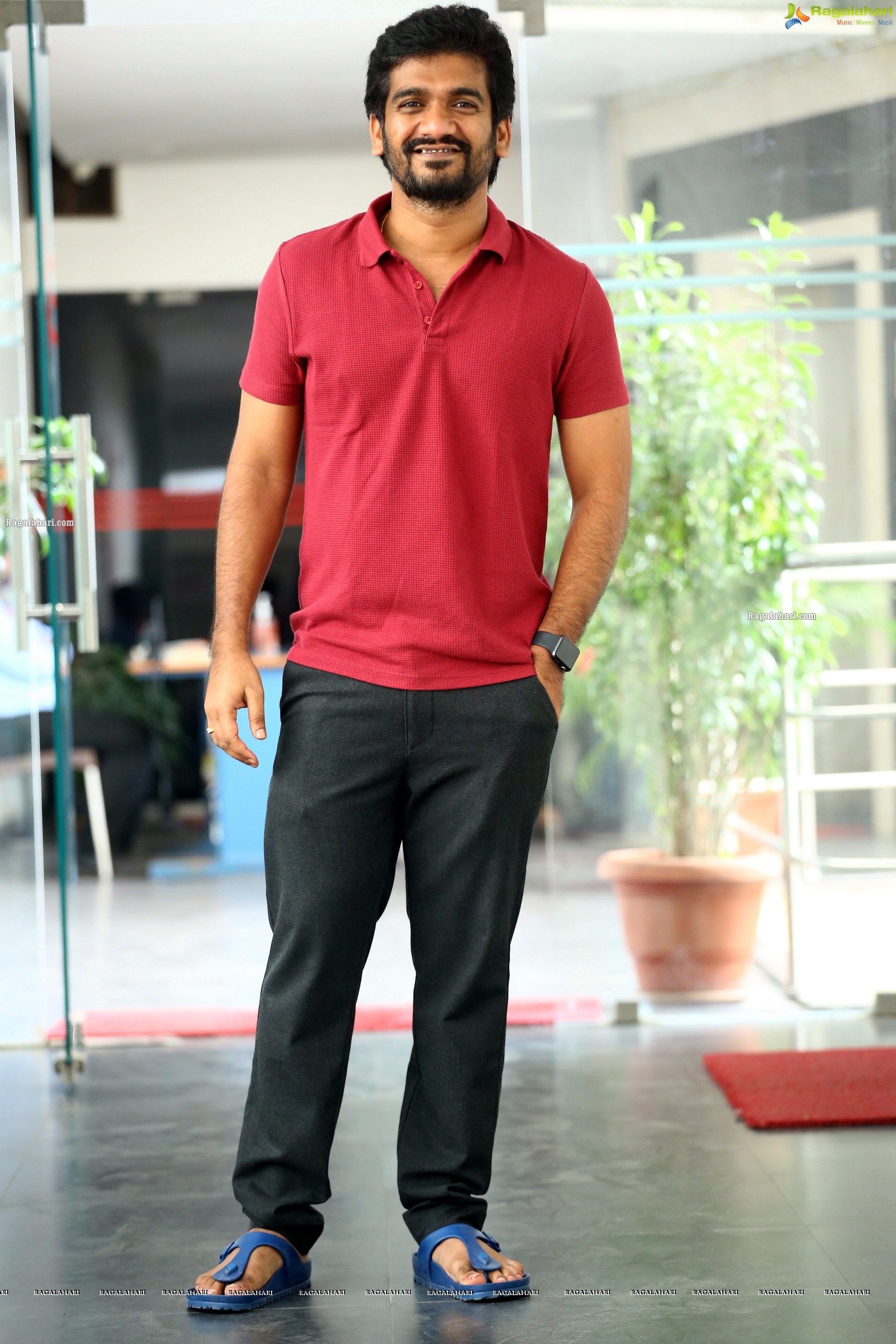 Director Sreenu Gavireddy Stills at Anubhavinchu Raja Movie Interview