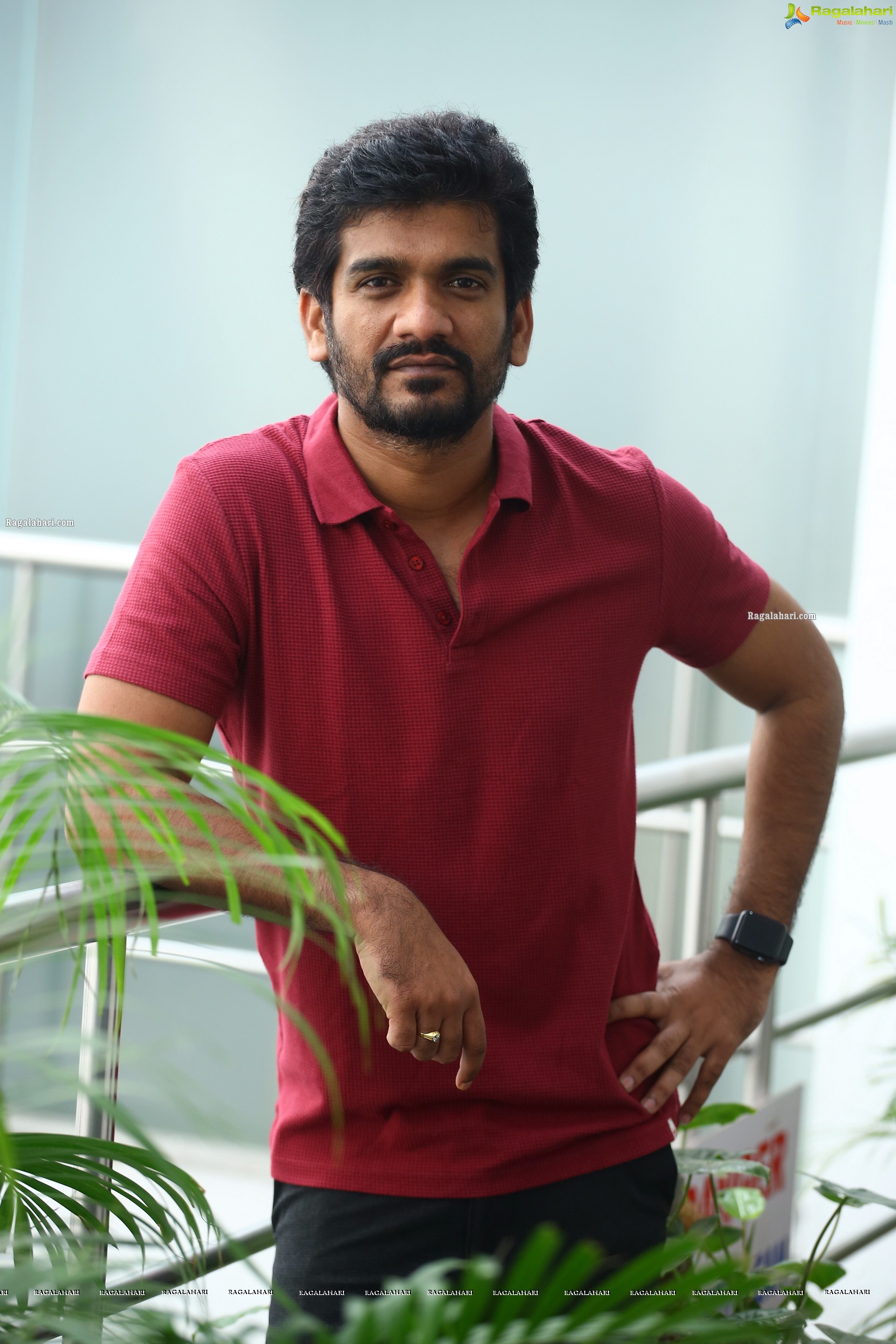 Director Sreenu Gavireddy Stills at Anubhavinchu Raja Movie Interview