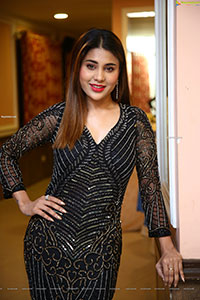 Hamida at Santosham-Suman TV South Awards Curtain Raiser