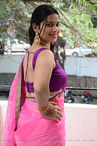 Inaya Sultana at Prasanna Bhumi Entertainments Movie Opening