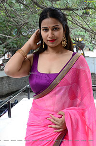 Inaya Sultana at Prasanna Bhumi Entertainments Movie Opening