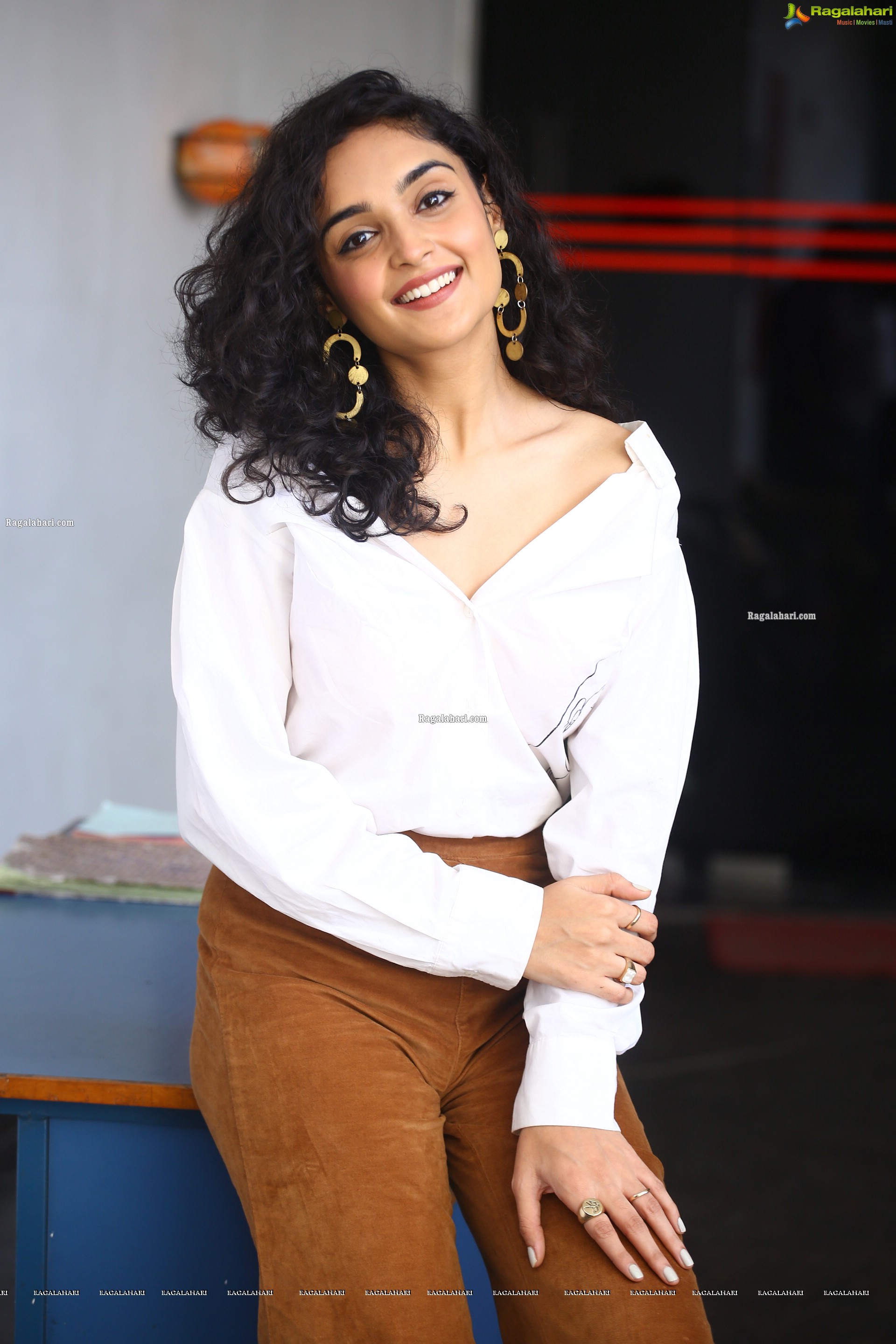 Kashish Khan at Anubhavinchu Raja Movie Interview, HD Photo Gallery