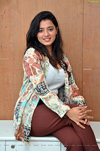 Ketika Sharma at Lakshya Movie Interview