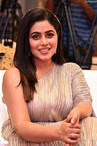 Poorna at Aha's Manchi Rojulochaie And 3 Roses Success Meet