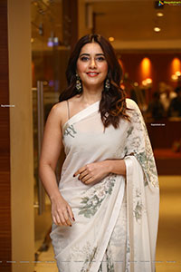 Raashi Khanna at Aha Exclusive 3 Roses Pre Launch