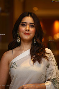 Raashi Khanna at Aha Exclusive 3 Roses Pre Launch