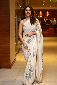 Raashi Khanna at Aha Exclusive 3 Roses Pre Launch