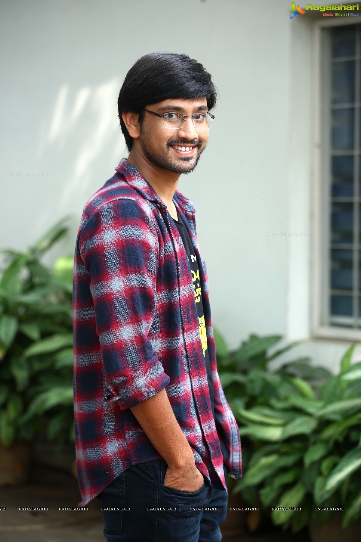 Raj Tarun HD Photos at Anubhavinchu Raja Interview