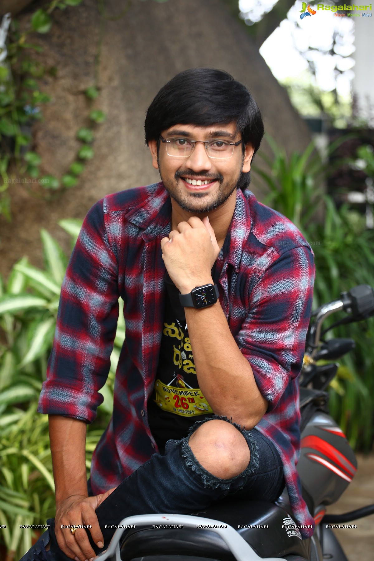 Raj Tarun HD Photos at Anubhavinchu Raja Interview