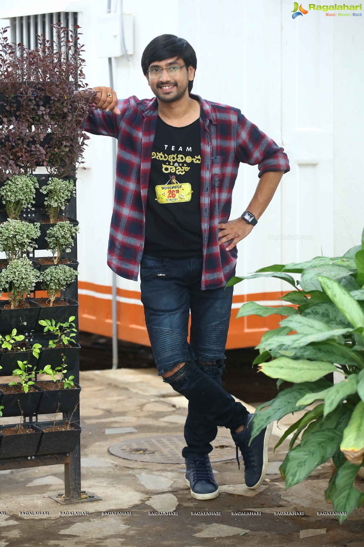 Raj Tarun HD Photos at Anubhavinchu Raja Interview