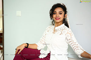 Saanve Megghana at Pushpaka Vimanam Movie Interview