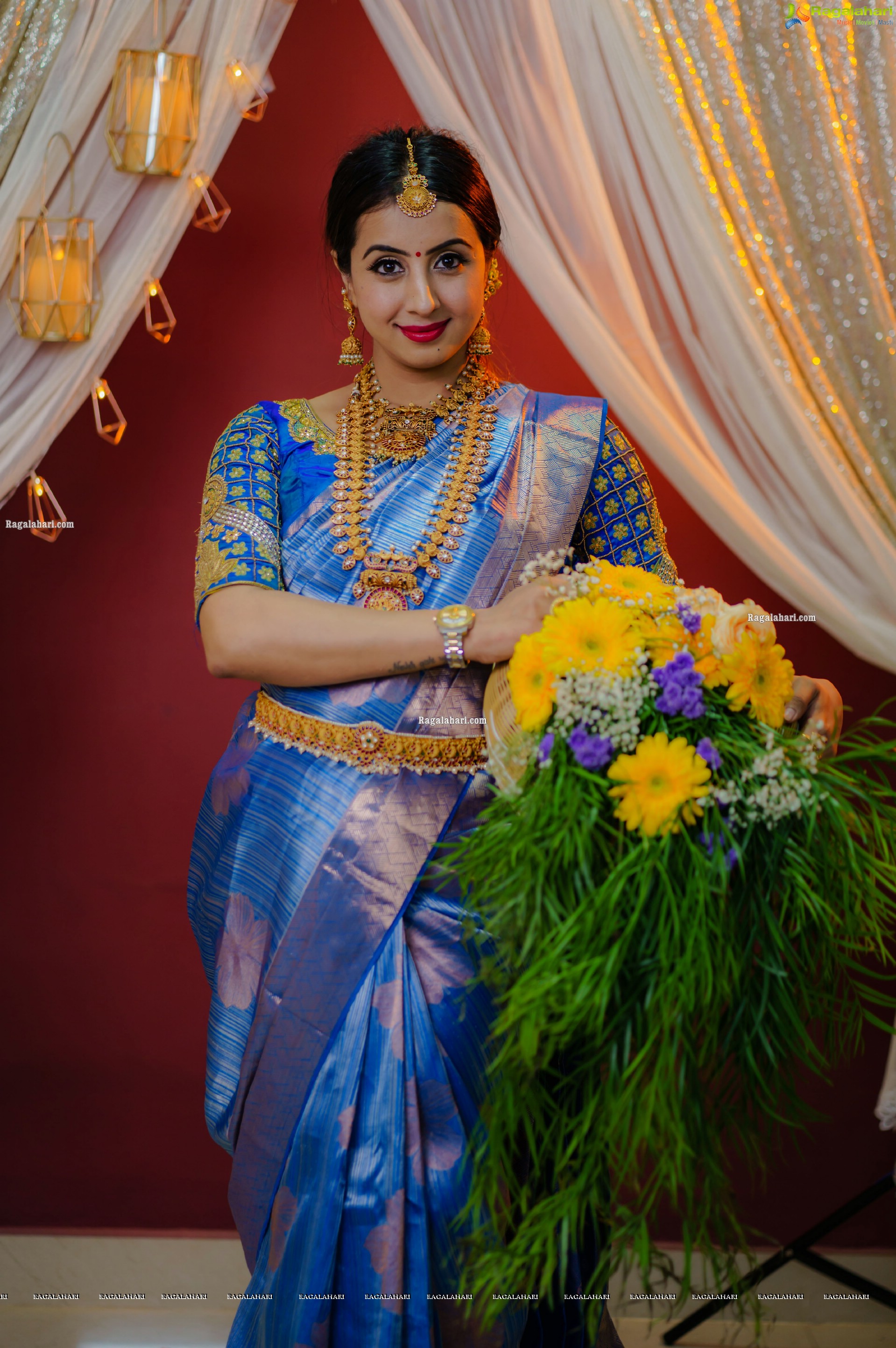 Sanjjanaa Galrani in Traditional Silk Saree and Jewellery, HD Photo Gallery