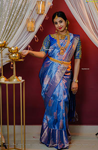 Sanjjanaa Galrani in Traditional Silk Saree and Jewellery