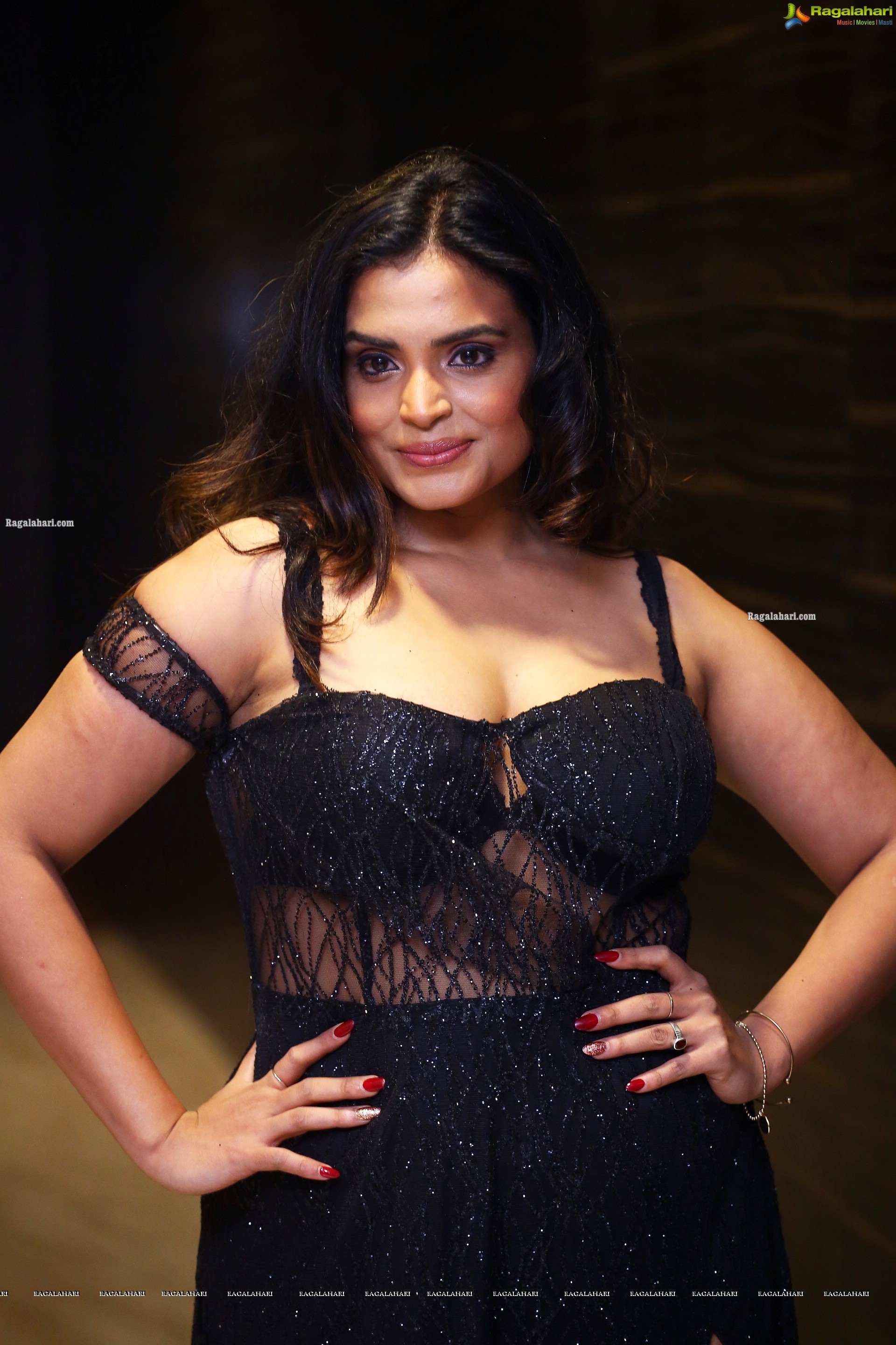 Sarayu at Ravana Lanka Movie Pre-Release Event, HD Photo Gallery