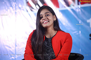 Singer Shanmukhapriya HD Photo Gallery