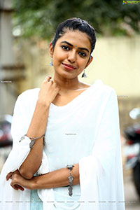 Shivani Rajasekhar at Adbhutam Movie Interview