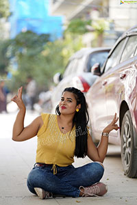 Anusha Venugopal in Yellow Crop Top and Jeans