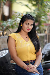 Anusha Venugopal in Yellow Crop Top and Jeans