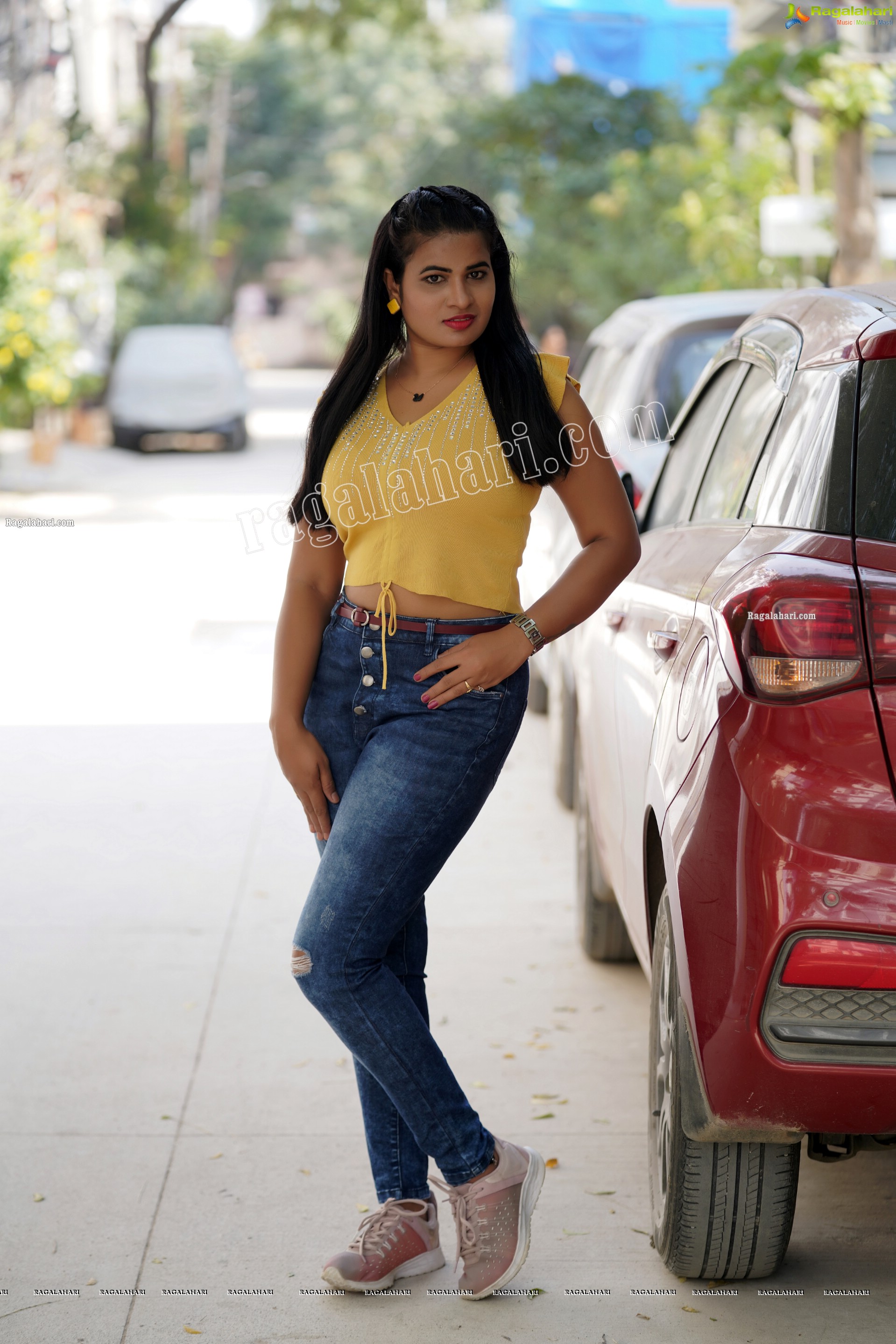 Anusha Venugopal in Yellow Crop Top and Jeans, Exclusive Photoshoot