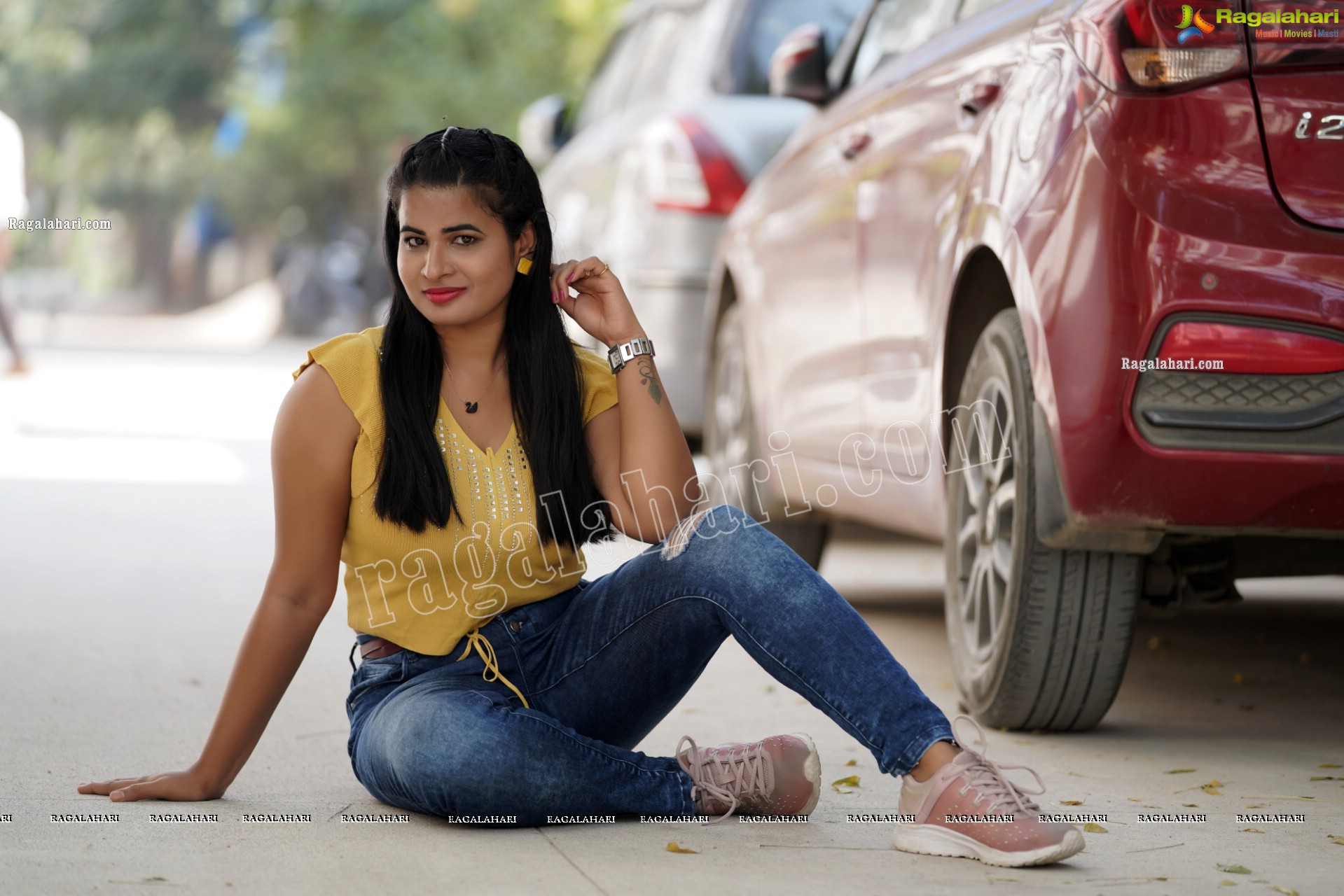 Anusha Venugopal in Yellow Crop Top and Jeans, Exclusive Photoshoot