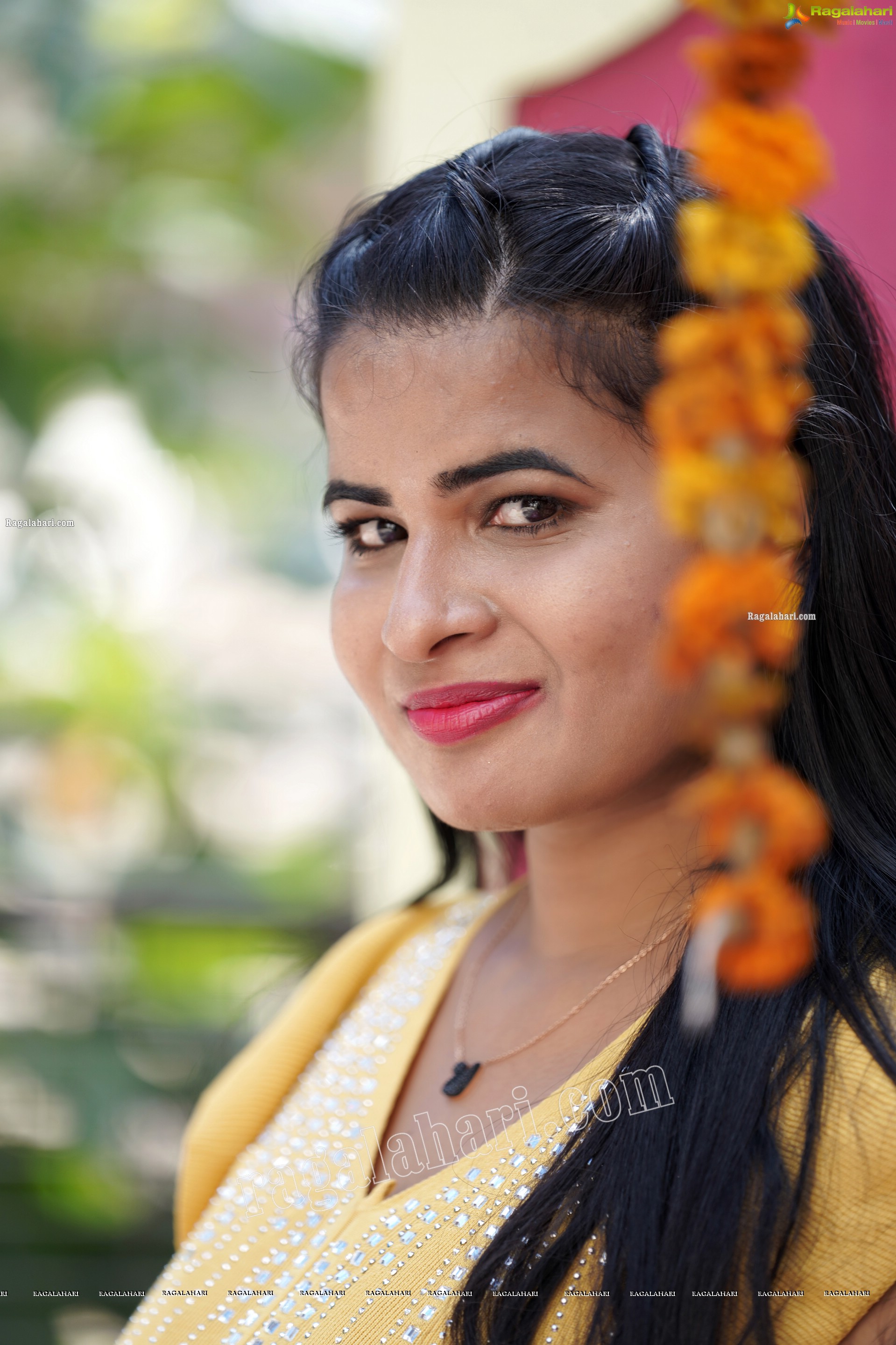 Anusha Venugopal in Yellow Crop Top and Jeans, Exclusive Photoshoot