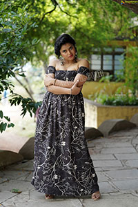 Richa Kalra in Dark Gray Off Shoulder Maxi Dress