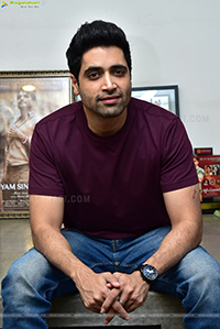 Adivi Sesh at Hit The 2nd Case Interview