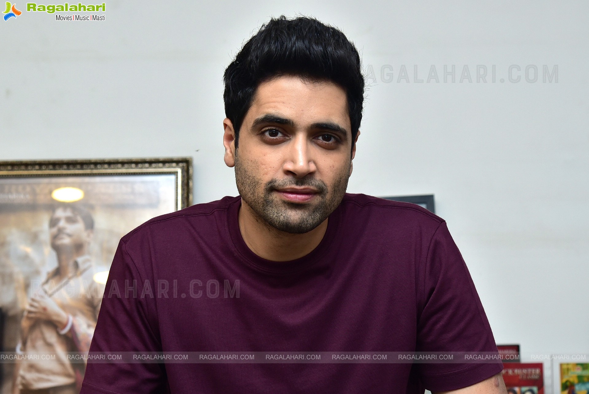 Adivi Sesh at Hit The 2nd Case Movie Interview, HD Stills