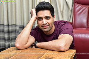 Adivi Sesh at Hit The 2nd Case Interview