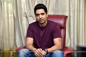 Adivi Sesh at Hit The 2nd Case Interview