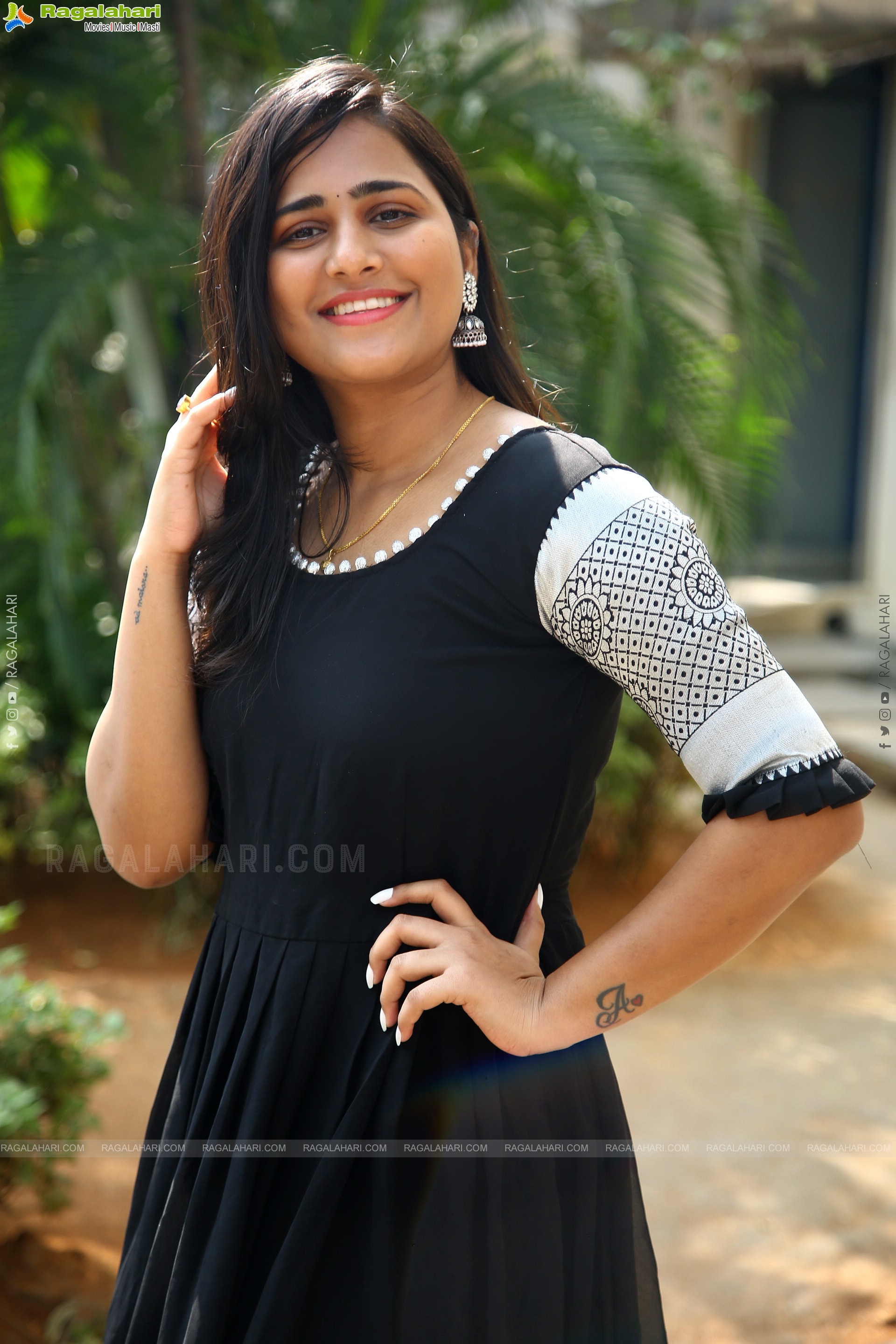 Akhila Aakarshana HD Gallery