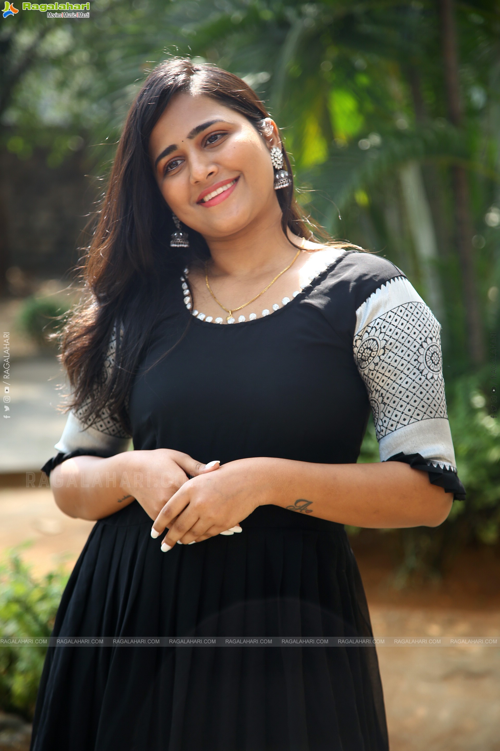 Akhila Aakarshana HD Gallery