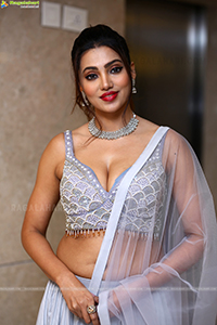 Ananya Raj at Thaggede Le Pre-Release Event