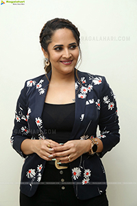 Anasuya Bharadwaj at Maya Petika Unboxing Event