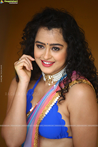 Apsara Rani at Thalakona Movie Opening