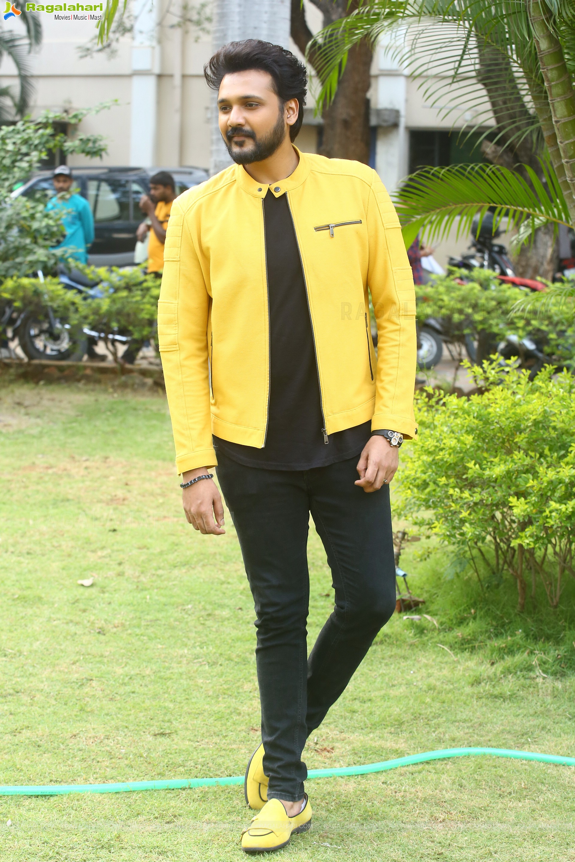 Bellamkonda Ganesh Stills at Nenu Student Sir Movie Teaser Launch