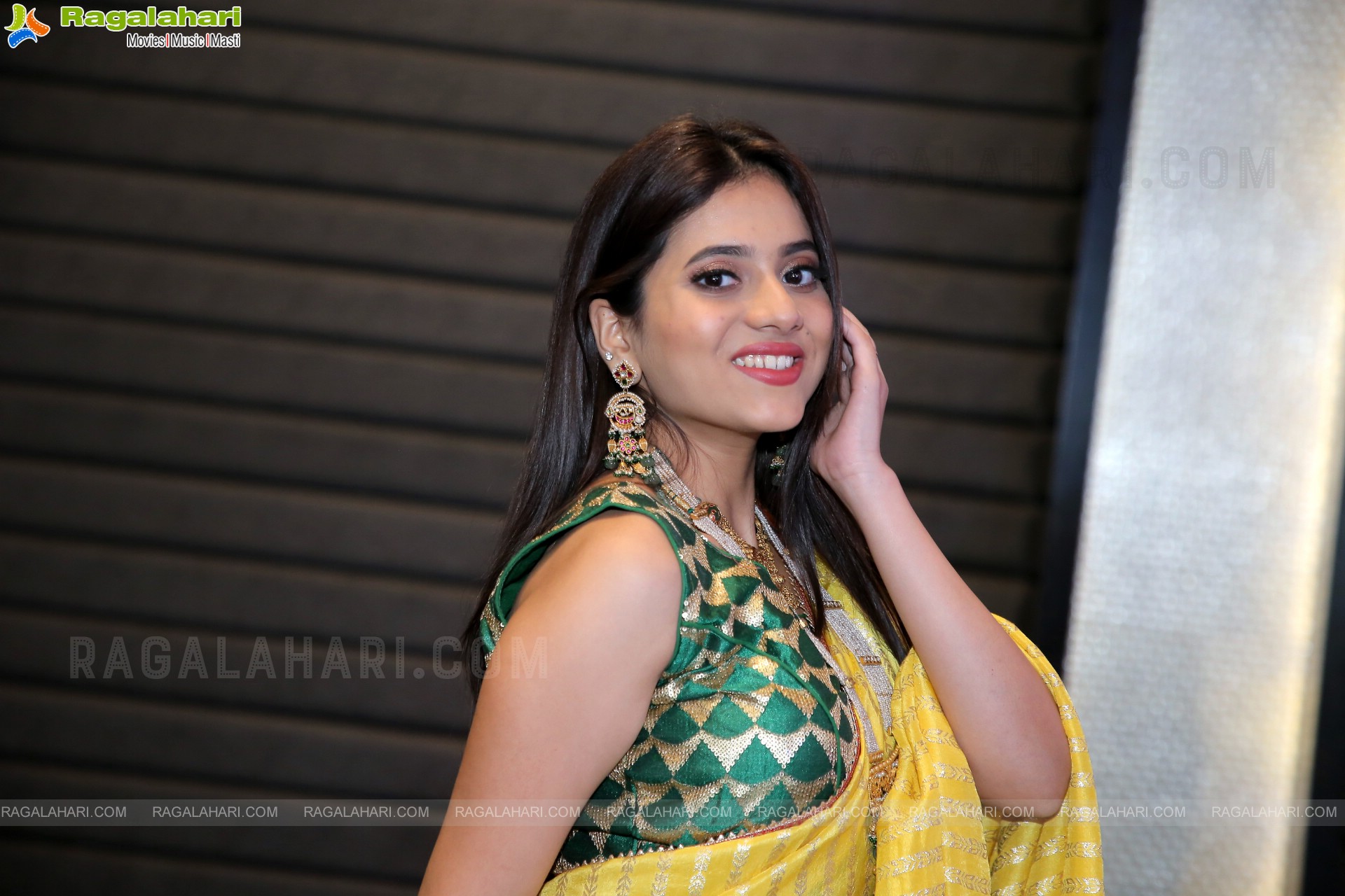 Dimple Thakur Latest HD Photo Gallery