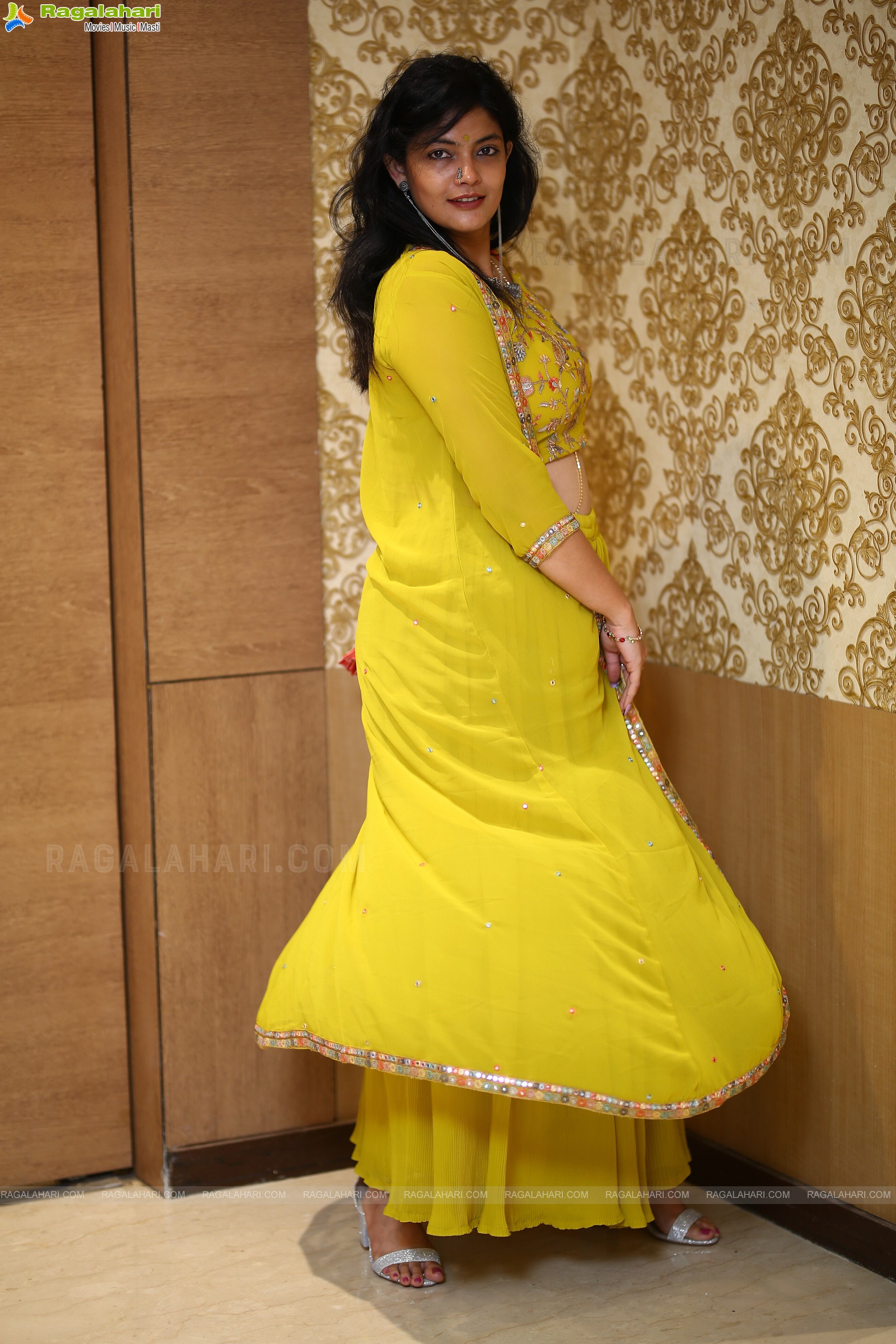 Kalpika Ganesh at Yashoda Movie Success Meet, HD Photo Gallery